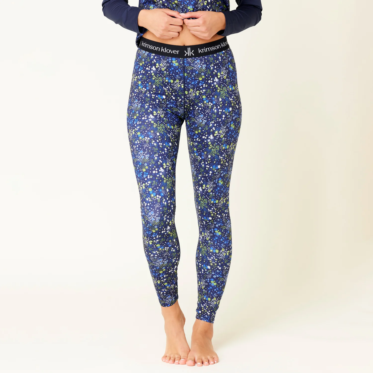 F23146 901 Pearl Legging Lakeside Floral Navy shopify 1 jpg